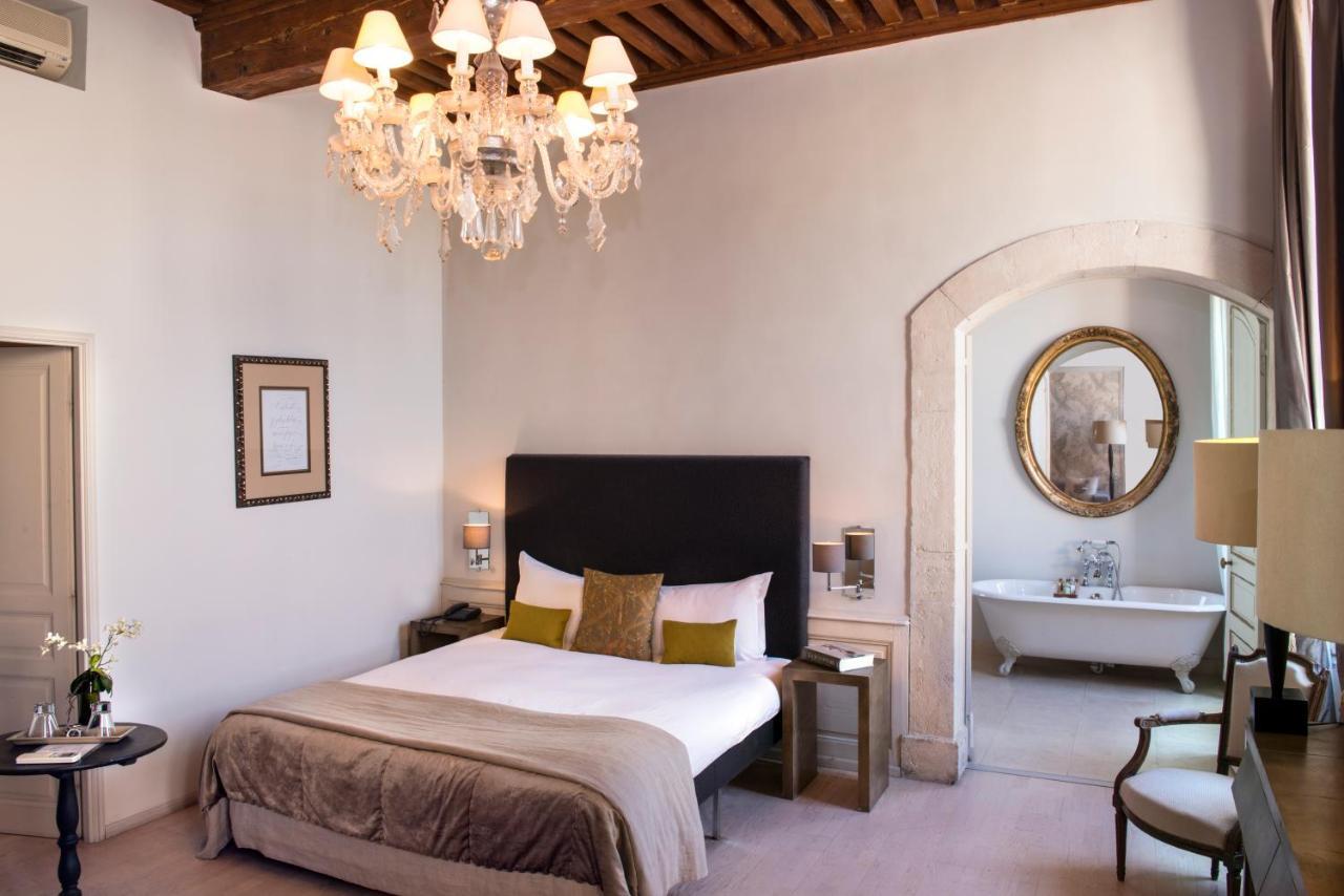 Chateau De Massillan Uchaux Экстерьер фото
